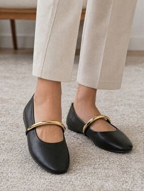 INC International Concepts Rahmi Mary Jane Flats Black Gold Hardware Size 9.5M N